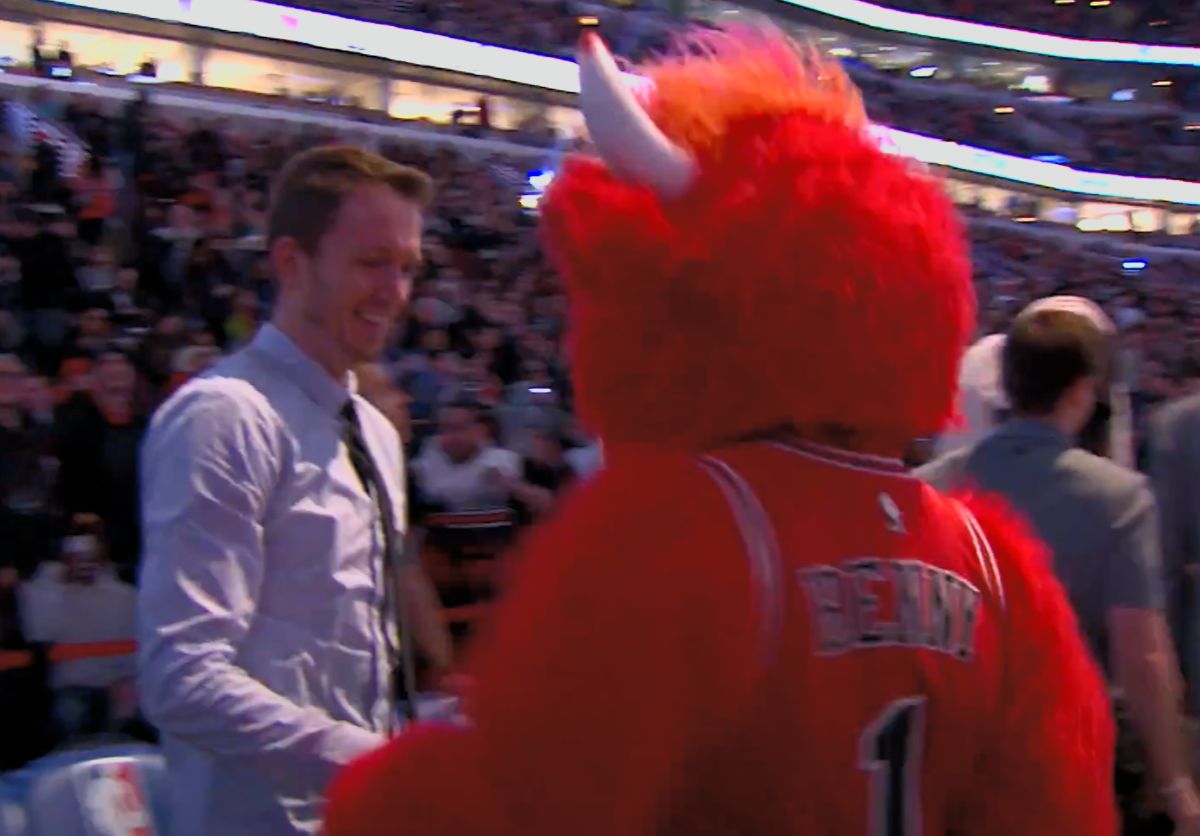 Chicago bulls proposal Walking with mascot